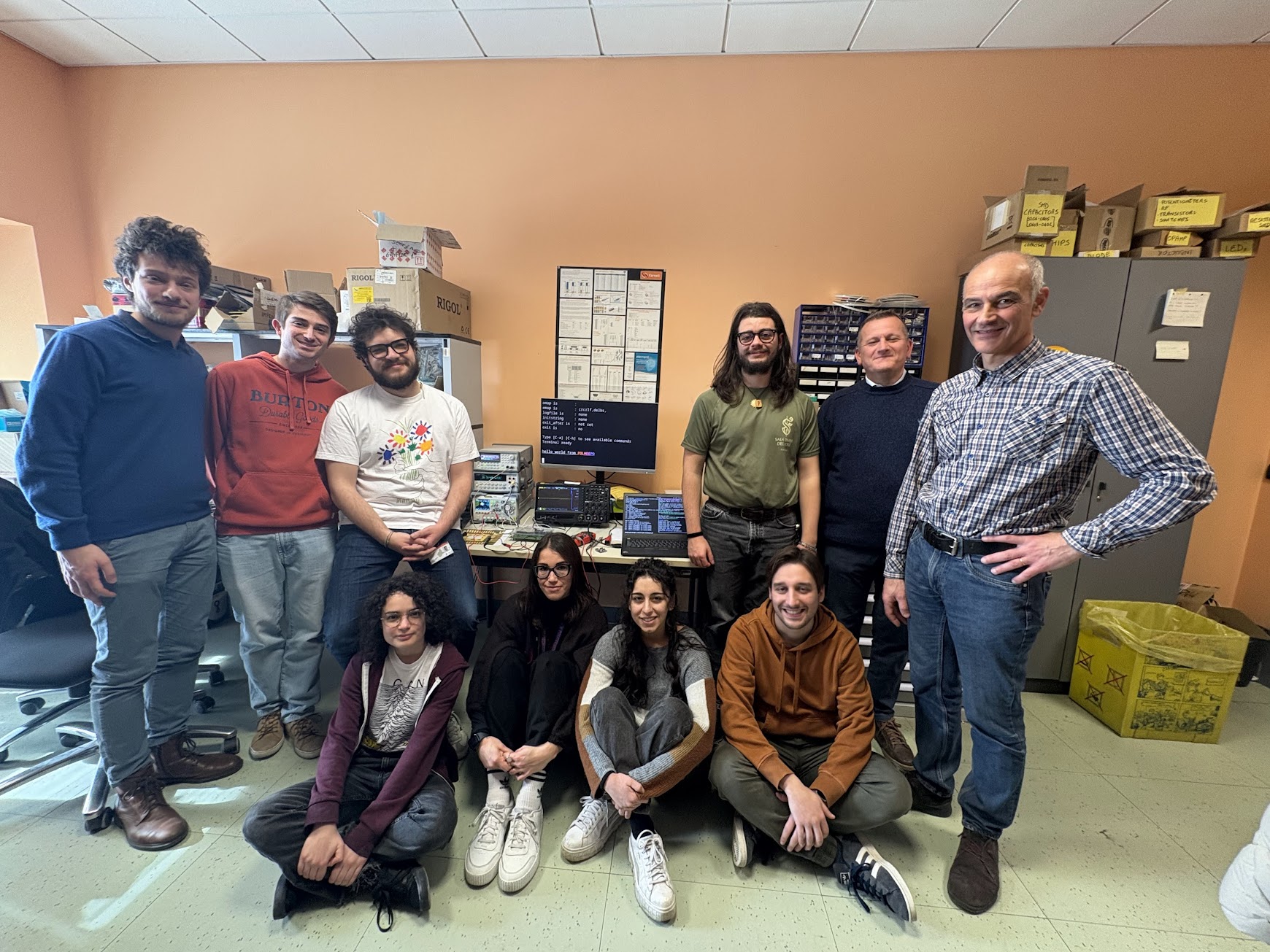 The EDGE Group in the lab